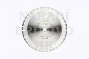 Diamantový kotouč 450x25,4 DT600U Supra na beton, zralý armovaný beton, vápenopískovou cihlu, stavební materiály